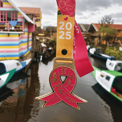 Medalla Ruta Fucsia 2025